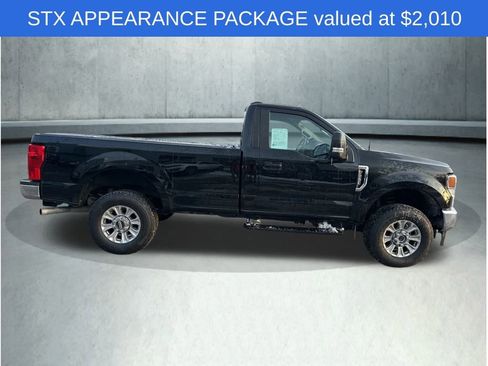 Used 2022 Ford F250 XL w/ STX Appearance Package image 3