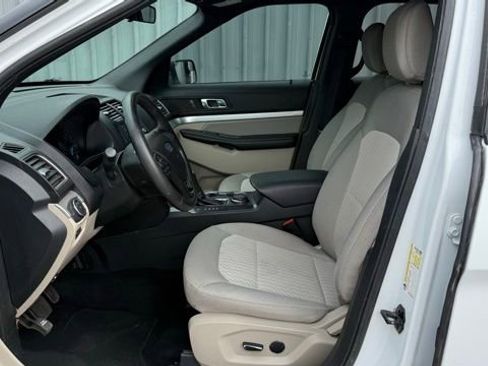 Used 2018 Ford Explorer 4WD image 14