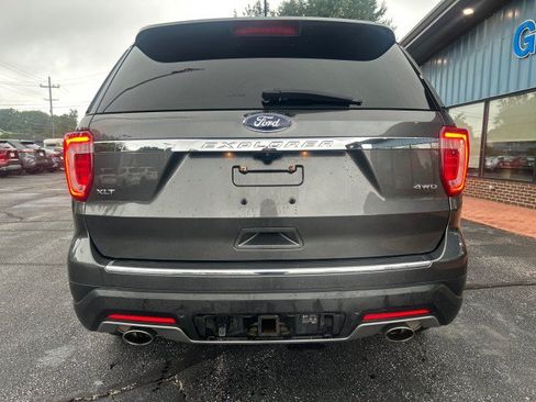 Used 2018 Ford Explorer XLT w/ Equipment Group 202A AWD/4WD image 7