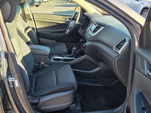 Used 2016 Hyundai Tucson Sport image 21