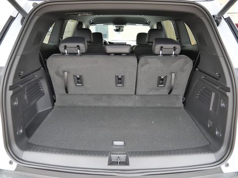 New 2026 GMC Acadia Elevation w/ Black Edition AWD/4WD image 30