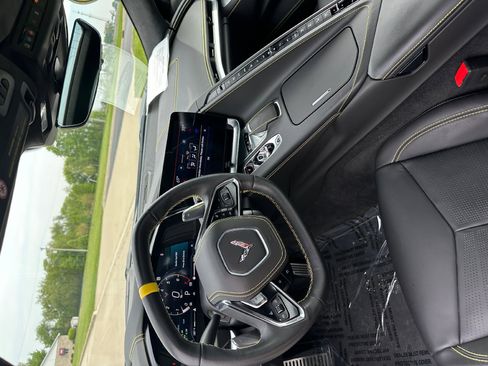 Certified 2023 Chevrolet Corvette 3LT Convertible w/ Battery Protection Package image 9