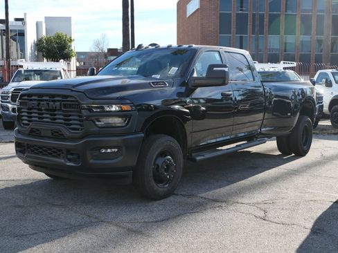 New 2026 RAM 3500 Tradesman AWD/4WD image 8