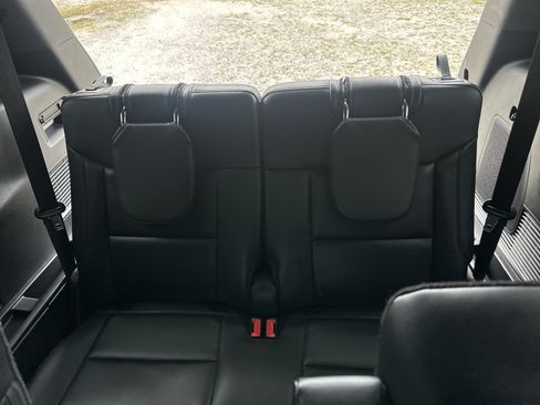 Used 2025 Ford Explorer ST-Line AWD/4WD image 25