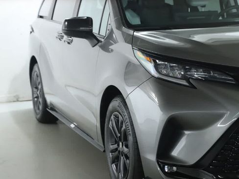 Certified 2026 Toyota Sienna XSE AWD/4WD image 8