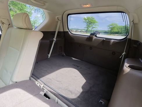Used 2014 Lexus GX 460 w/ Premium Package AWD/4WD image 12