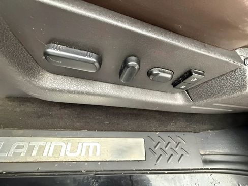 Used 2012 Ford F150 Platinum image 13