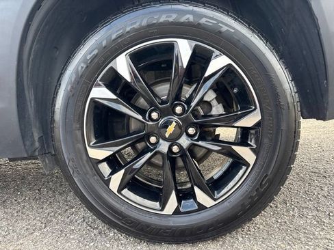 Used 2023 Chevrolet TrailBlazer LT w/ Convenience Package FWD image 31