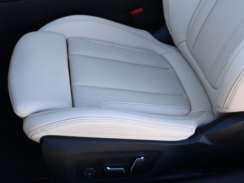 New 2026 BMW 430i Convertible w/ Premium Package image 28