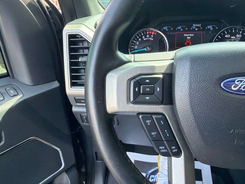 Used 2022 Ford F250 Platinum w/ Tremor Off-Road Package AWD/4WD image 11