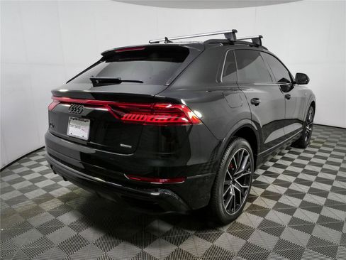Used 2023 Audi Q8 Premium Plus w/ Premium Plus Package AWD/4WD image 3