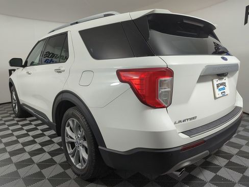 Used 2022 Ford Explorer Limited w/ Equipment Group 301A image 2