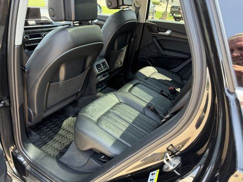 Used 2019 Audi Q5 2.0T Premium Plus w/ Premium Plus Package AWD/4WD image 14