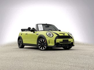 Certified 2024 MINI Cooper S video 2