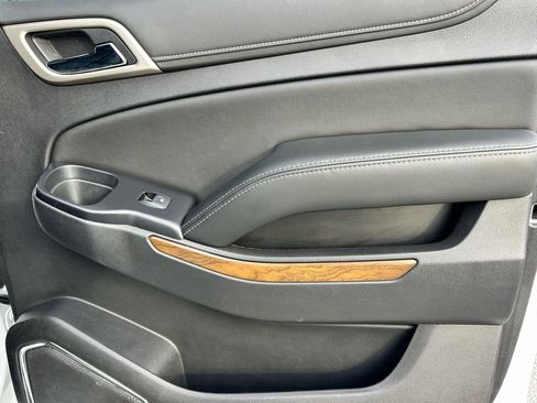Used 2019 GMC Yukon XL Denali RWD image 14