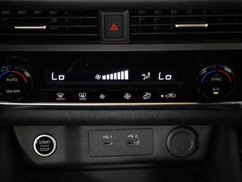 Certified 2023 Nissan Rogue SV FWD image 22
