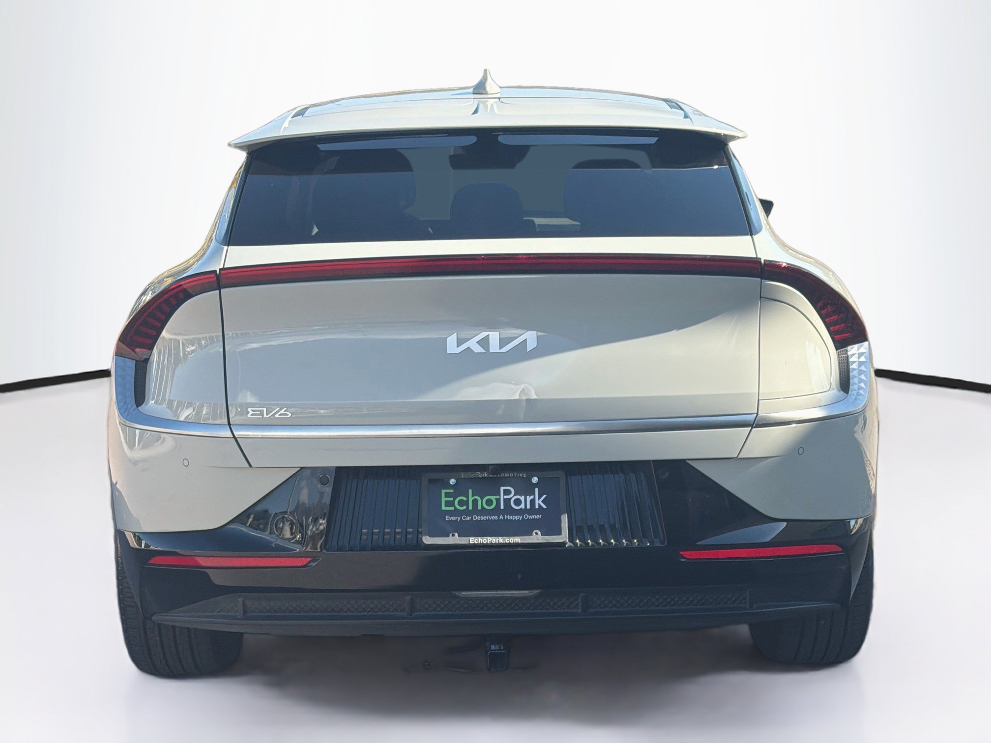 Used 2024 Kia EV6 Wind w/ Wind Technology Package AWD/4WD image 7