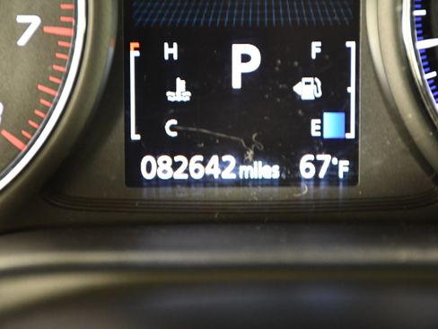 Used 2020 Mitsubishi Outlander SEL AWD/4WD image 17
