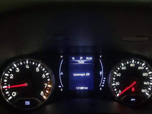 Used 2018 Jeep Renegade Sport w/ Power & Air Group image 23