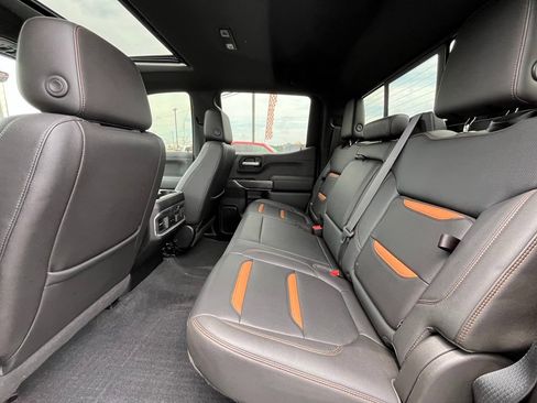 Used 2019 GMC Sierra 1500 AT4 w/ AT4 Premium Package AWD/4WD image 29