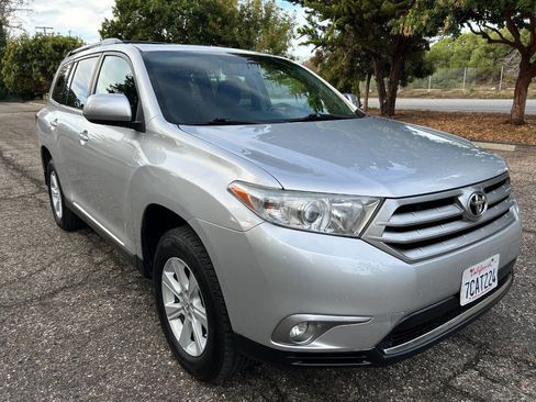 Used 2013 Toyota Highlander SE image 9
