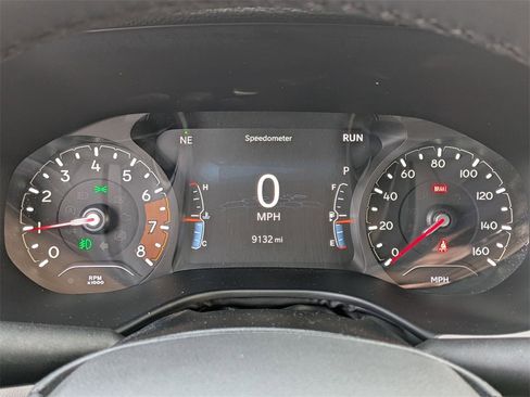 Certified 2024 Jeep Compass Limited w/ Sun and Sound Group image 15