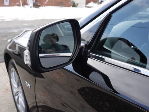 Used 2019 INFINITI Q50 Pure image 12