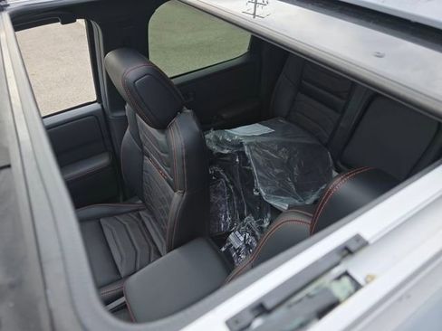 New 2026 Nissan Frontier PRO-4X image 4