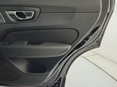 Used 2026 Volvo XC60 B5 Ultra w/ Protection Package AWD/4WD image 34