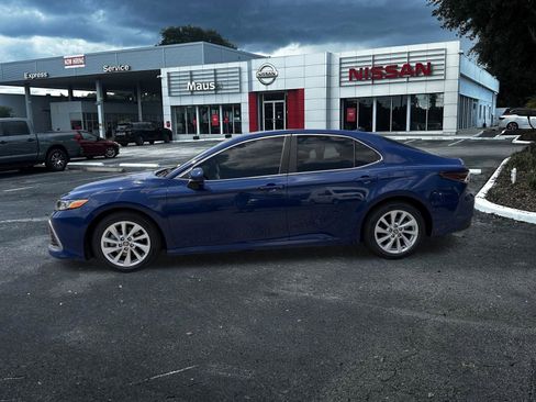 Used 2023 Toyota Camry LE image 7