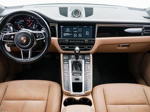 Used 2019 Porsche Macan AWD/4WD image 11