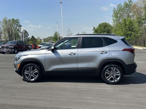 Used 2021 Kia Seltos S FWD image 22
