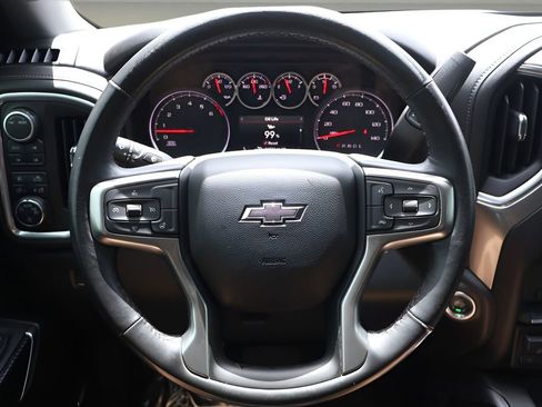 Used 2022 Chevrolet Silverado 1500 LT Trail Boss w/ Convenience Package II image 17