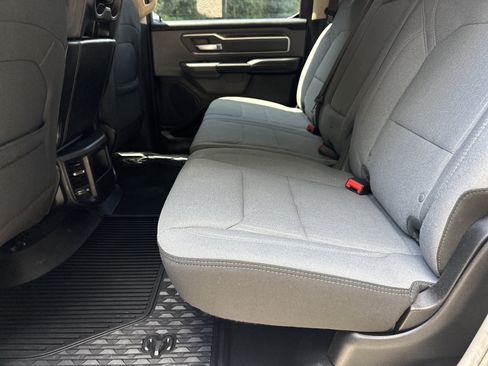 Used 2019 RAM 1500 Big Horn AWD/4WD image 27