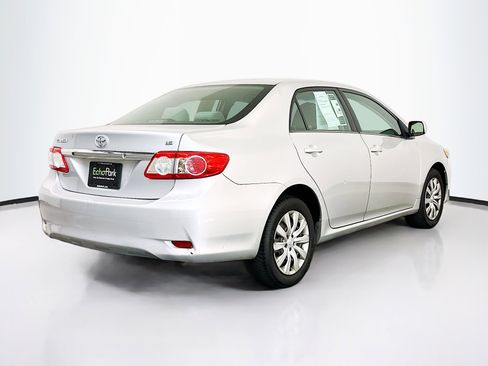 Used 2013 Toyota Corolla LE image 9