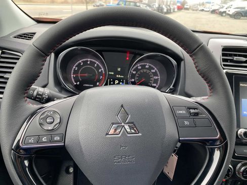 New 2025 Mitsubishi Outlander Sport LE image 11