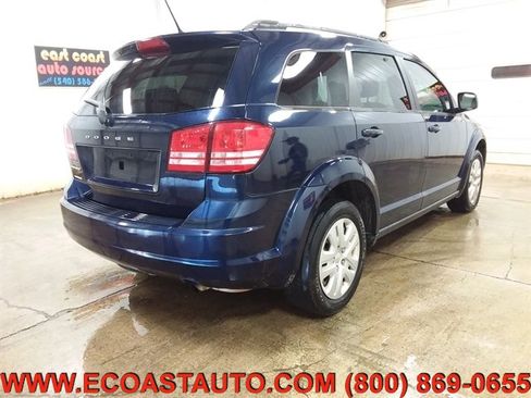 Used 2017 Dodge Journey SE w/ Flexible Seating Group image 3