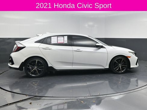 Used 2021 Honda Civic Sport image 4
