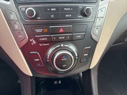 Used 2019 Hyundai Santa Fe XL FWD image 34