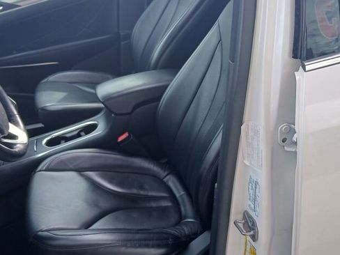 Used 2019 Lincoln MKC Reserve w/ MKC Technology Package image 13