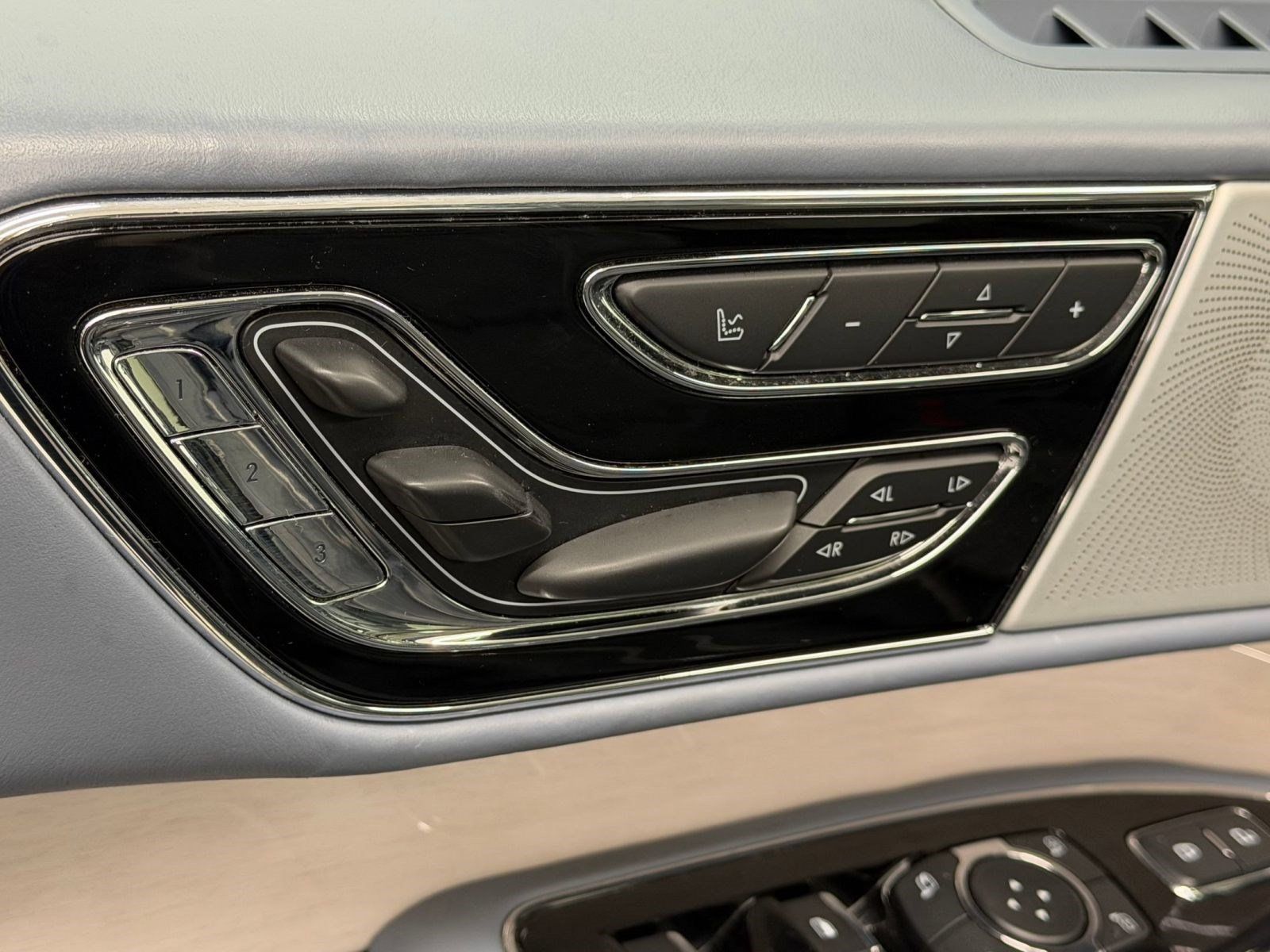 Used 2020 Lincoln Navigator L Black Label AWD/4WD image 30