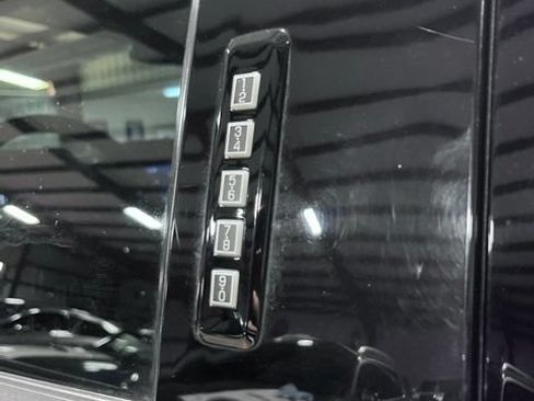 Used 2023 Ford F150 Raptor w/ Raptor 37 Performance Package AWD/4WD image 32