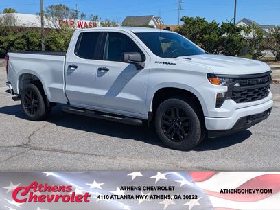 New 2026 Chevrolet Silverado 1500 Custom w/ Turbomax Blackout Package