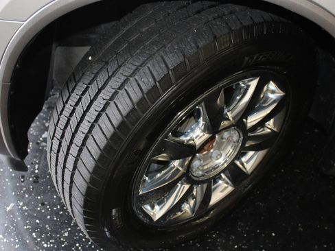 Used 2012 Buick Enclave Leather FWD image 34