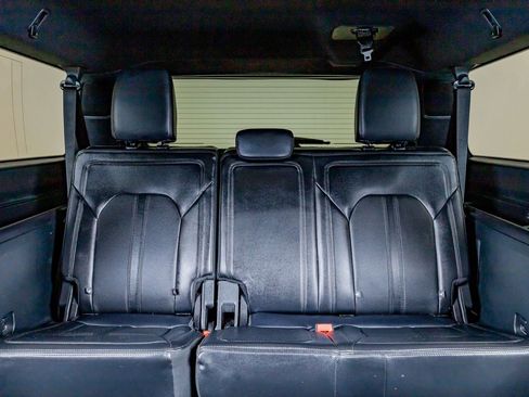 Used 2021 Ford Expedition Max Limited image 32