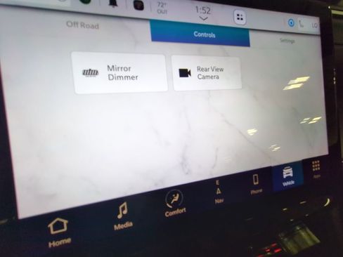 Used 2022 Jeep Grand Cherokee Overland w/ Luxury Tech Group IV image 7