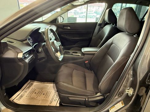 Used 2021 Nissan Altima 2.5 S FWD image 9