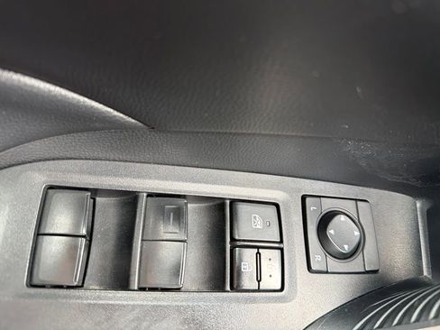 Used 2020 Toyota RAV4 XLE w/ Convenience Package image 51