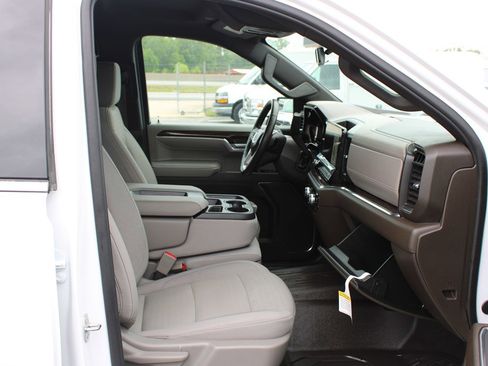 Used 2024 GMC Sierra 1500 SLE AWD/4WD image 13