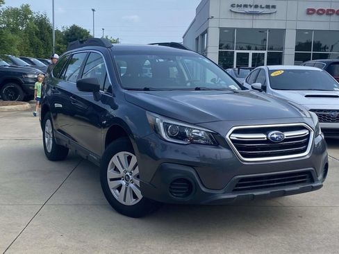 Used 2019 Subaru Outback 2.5i AWD/4WD image 36